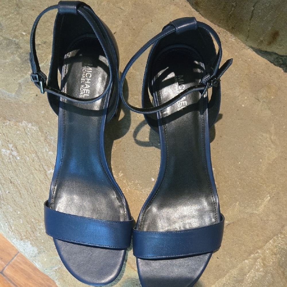Michael Kors Navy Women's Heels - Picture 5 of 5